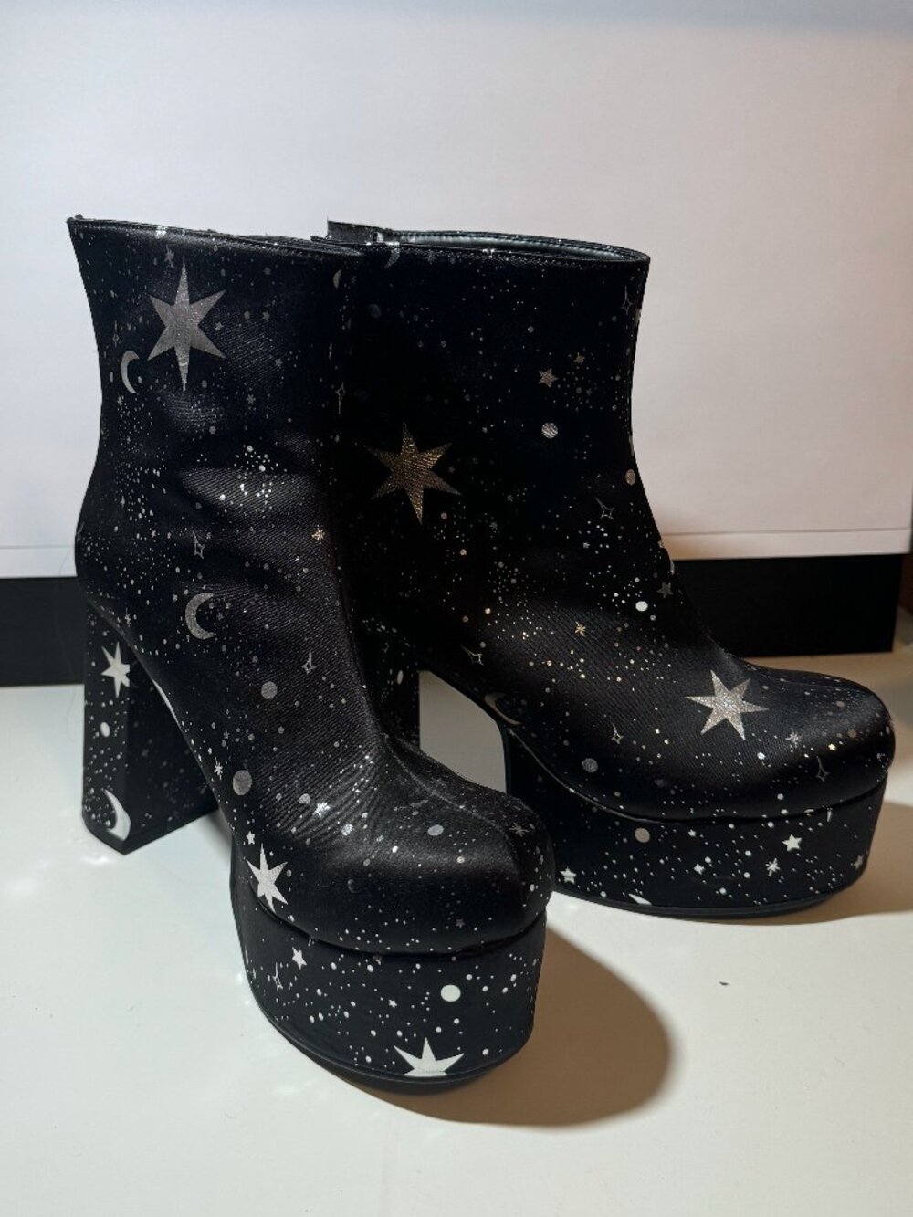 Current Mood (Dolls Kill) Black Star Celestial Platform Boots